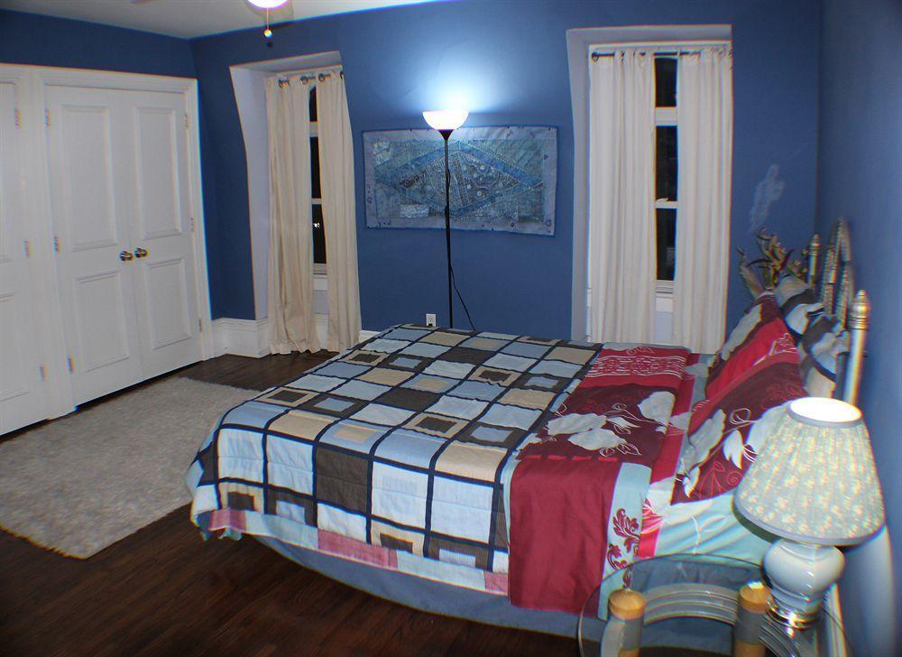 Comfy Guesthouse & Suite Toronto Zewnętrze zdjęcie