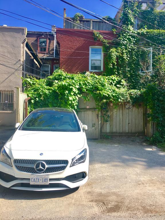 Comfy Guesthouse & Suite Toronto Zewnętrze zdjęcie