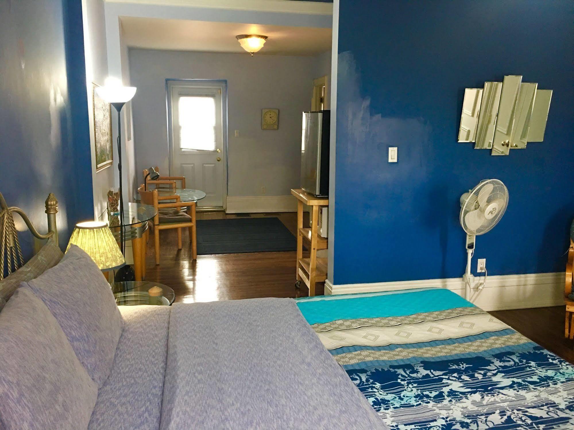 Comfy Guesthouse & Suite Toronto Zewnętrze zdjęcie